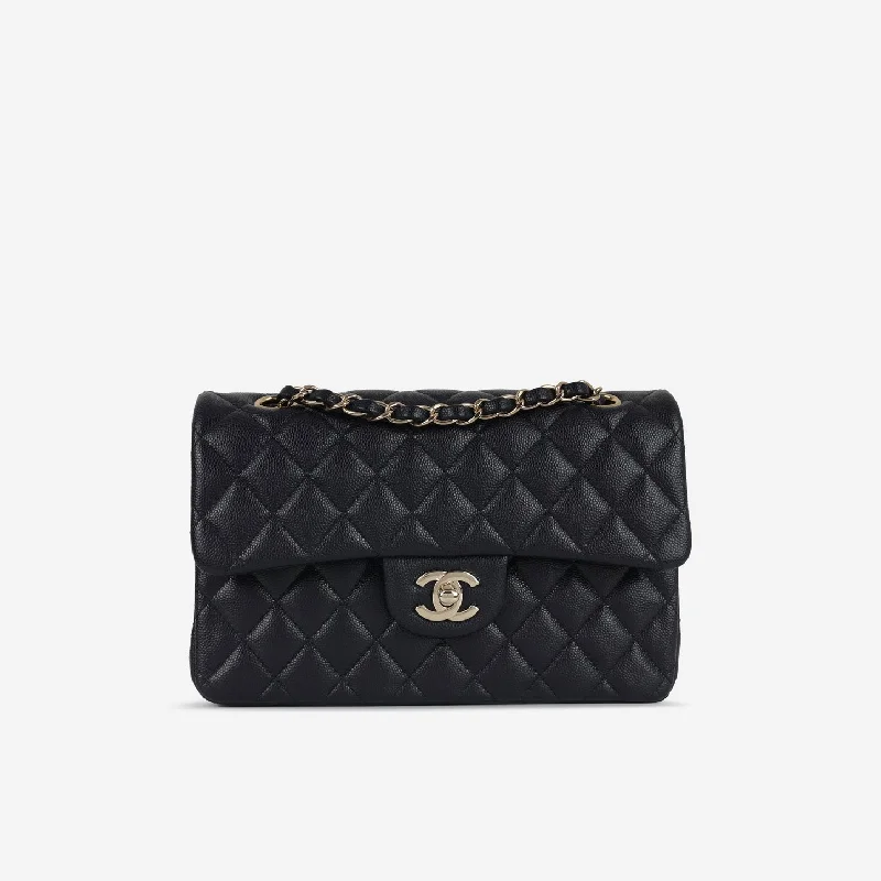 Ladies Handbag Lightweight Leather -Chanel Chanel - Small Classic Flap Bag - Navy Caviar GHW - 2020 - Pre-Loved