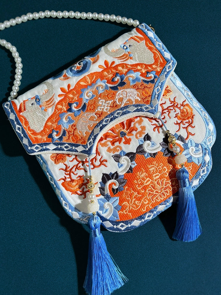 Ladies' wallet lock -Dunhuang Lianhua 敦煌蓮花 Dunhuang Lotus Phone Purse