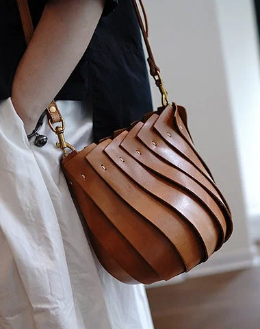 Ladies Bucket Bag Sleek Minimal -Vintage Brown Leather Splicing Bucket Handbag Women Handmade Small Shoulder Bag for Women