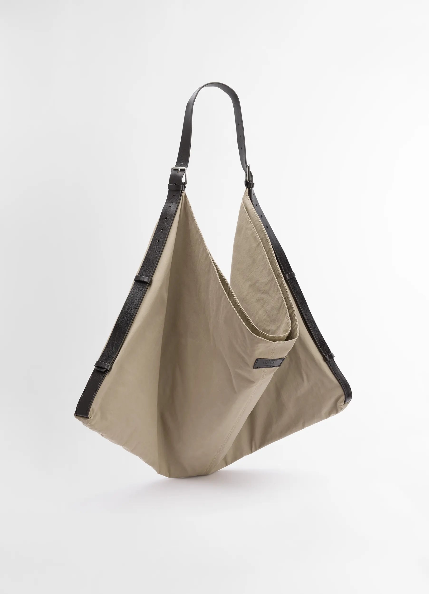 Ladies' dumpling bag medium fit -FLAG HOBO BAG