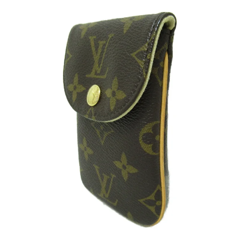 LOUIS VUITTON Etui Telephonne MM Brown Monogram PVC coated canvas M66546