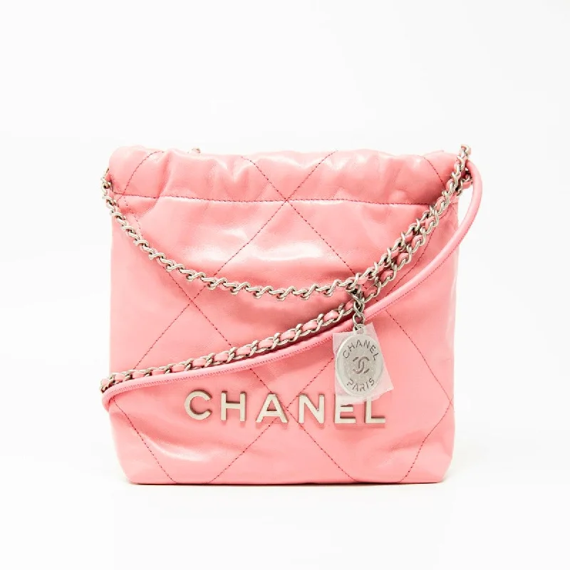 Ladies' dumpling bag laid-back vibe -Chanel Pink Mini 22 Hobo