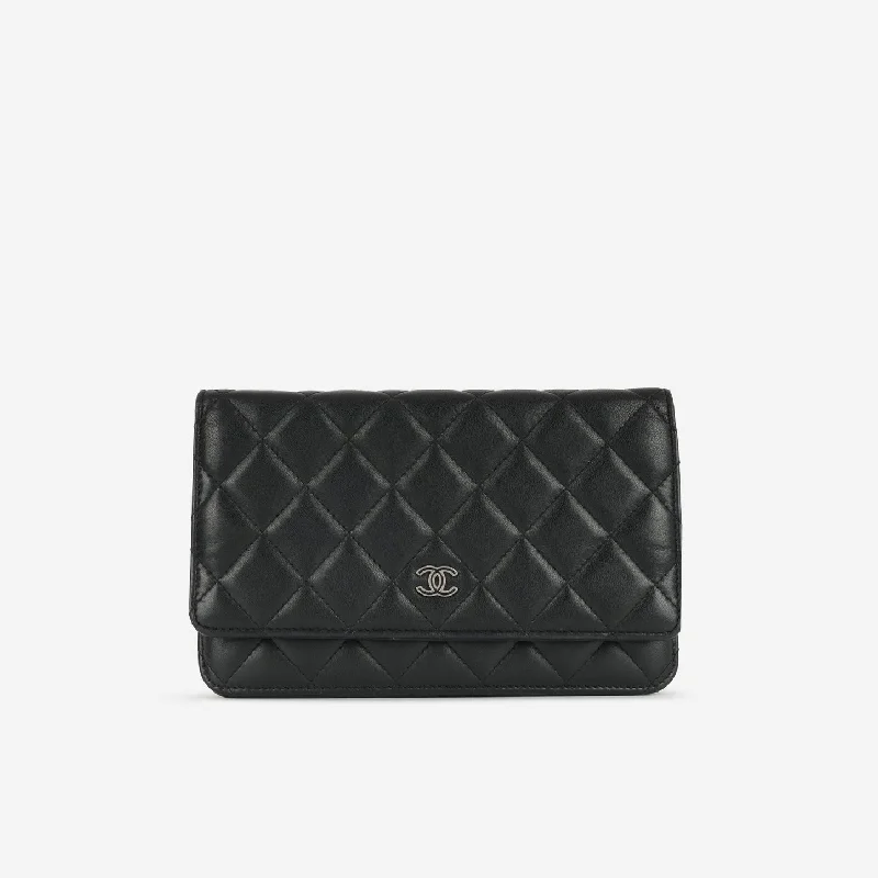 Ladies Handbag Lightweight Style -Chanel Chanel - Classic Wallet On Chain - Black Lambskin SHW - Pre-Loved - 2014/15