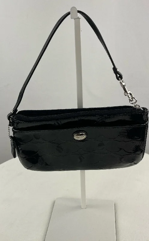 Ladies' wallet picture -Coach Women's Black Patent Leather Wristlet Wallet Clutch Bag Purse NWOT