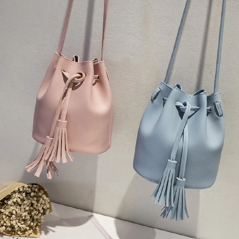 Ladies Bucket Bag Bright Leather -Vintage Tassel Crossbody Bucket Bag Luxury Woman Bag Female Shoulder Handbags  Drawstring Messenger Crossbody Bags Sac Main